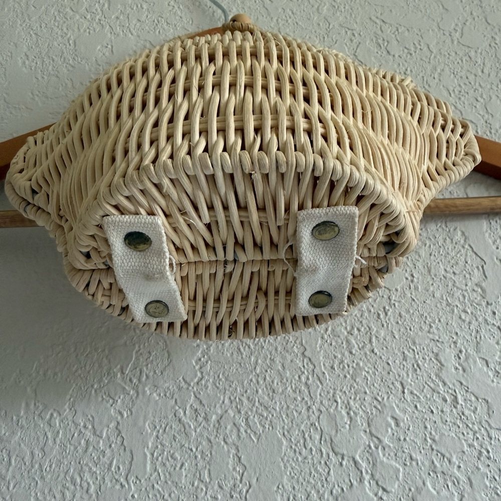 Olli Ella Seashell Rattan Handbag - Picture 2 of 5